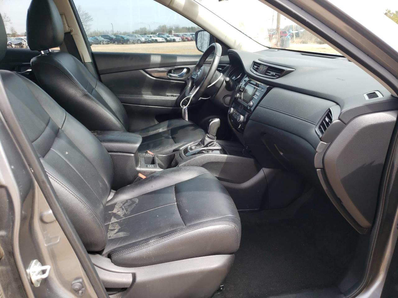 Photo 5 from auction – 2017 NISSAN ROGUE S with VIN JN8AT2MT7HW131760