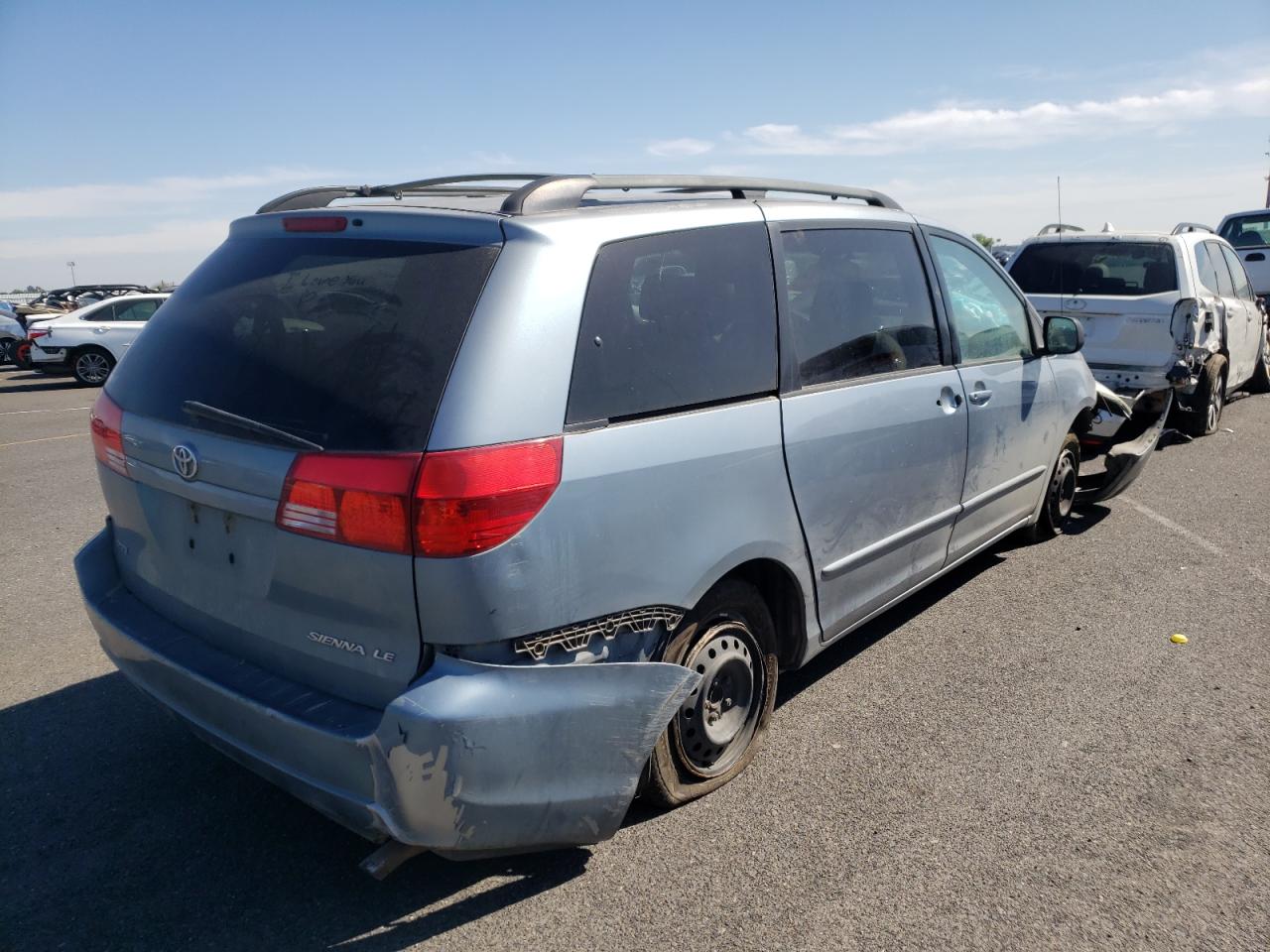 Photo 4 from auction – 2004 TOYOTA SIENNA CE with VIN 5TDZA23C64S024196