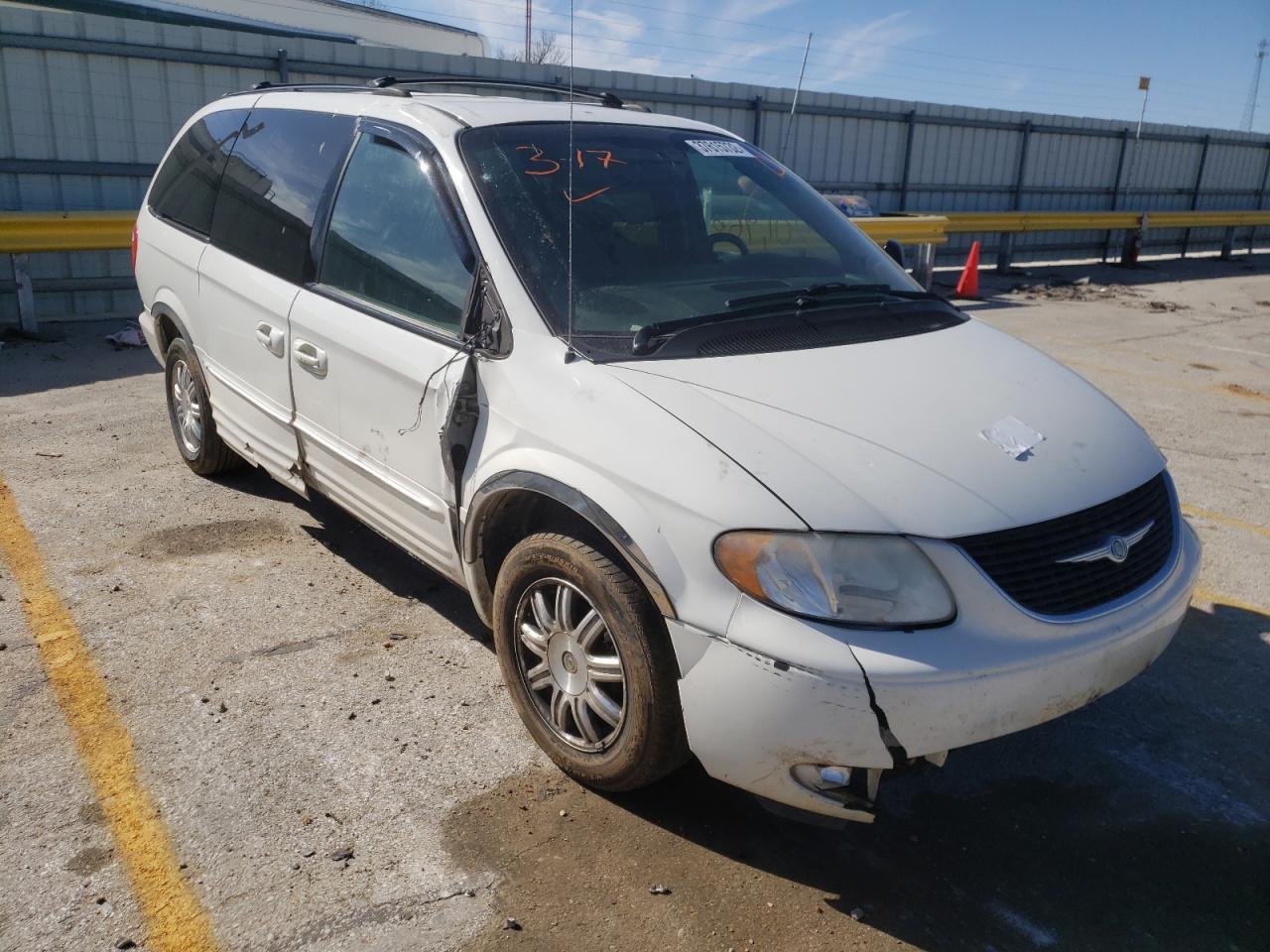 CHRYSLER TOWN & COU 2004 with VIN 2C4GP54L74R586364 - Photo from auction