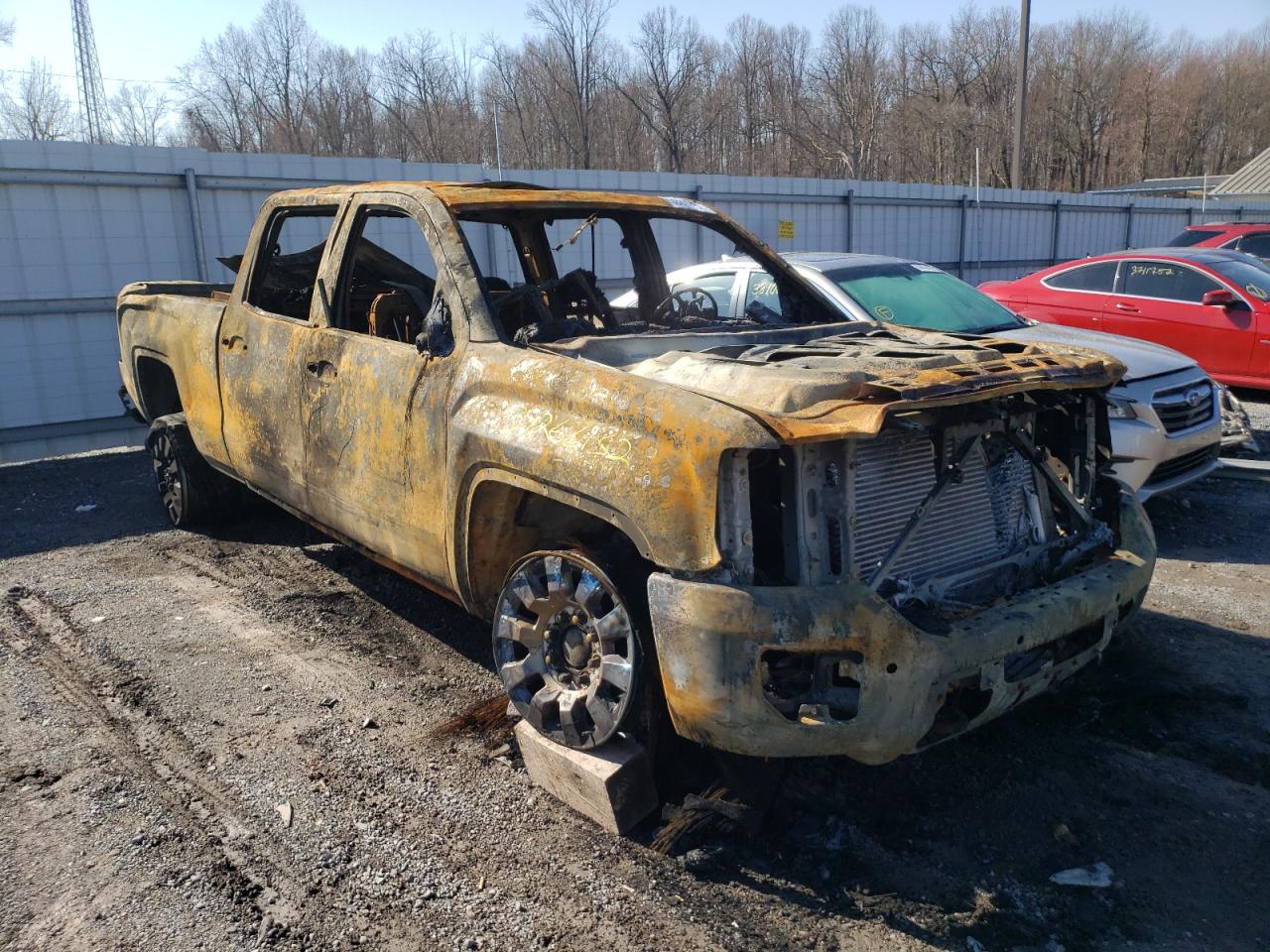 GMC SIERRA K25 2015 with VIN 1GT120E83FF676283 - Photo from auction
