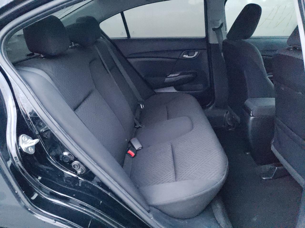 Photo 6 from auction – 2015 HONDA CIVIC LX with VIN 19XFB2F51FE079472