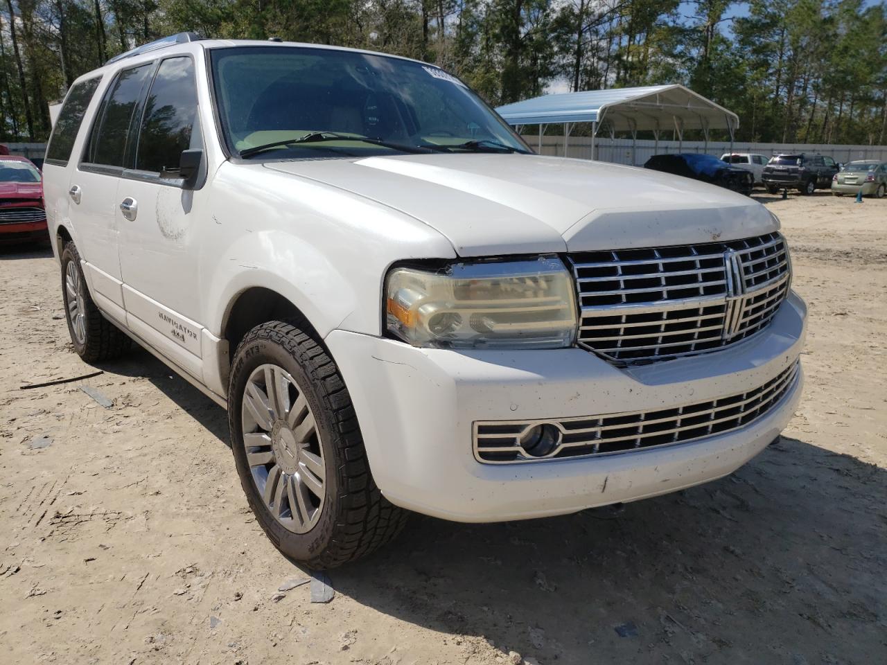 LINCOLN NAVIGATOR 2009 with VIN 5LMFU28589EJ01645 - Photo from auction