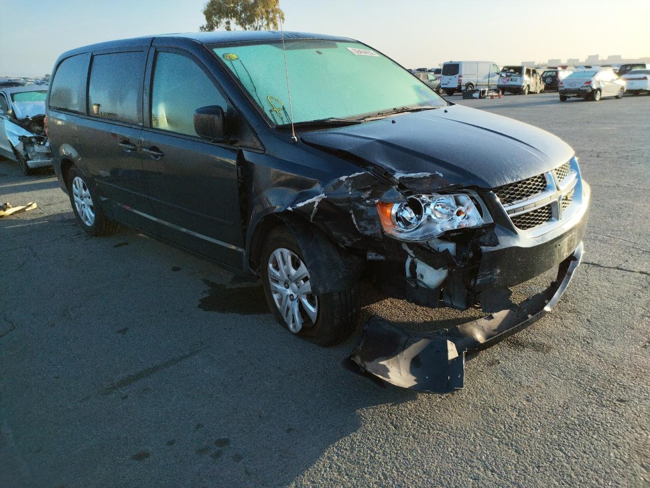 Photo 1 from auction – 2014 DODGE GRAND CARA with VIN 2C4RDGBG0ER316414