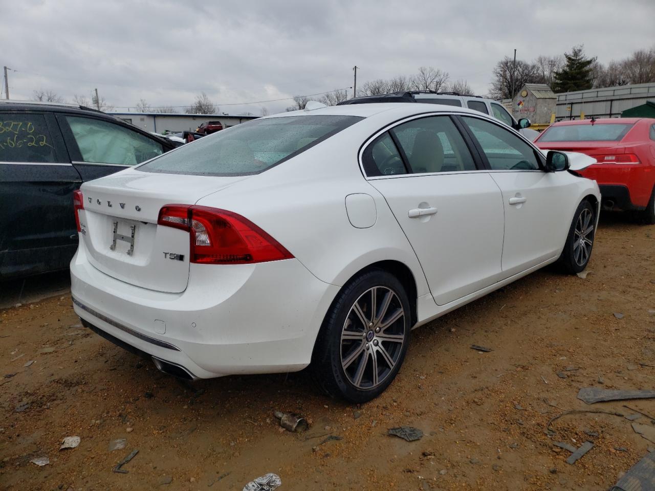 Photo 4 from auction – 2018 VOLVO S60 INSCRI with VIN LYV402TK6JB170118
