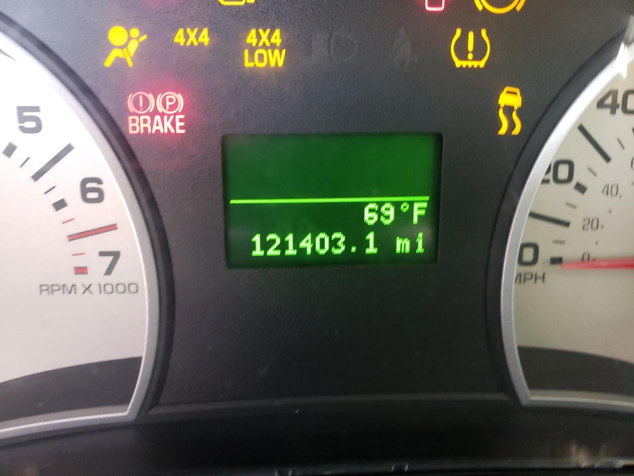 Photo 8 from auction – 2006 FORD EXPLORER E with VIN 1FMEU74E26UB33039