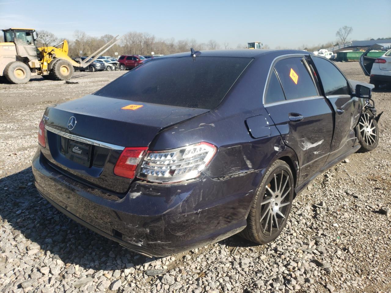 Photo 4 from auction – 2010 MERCEDES-BENZ E 350 with VIN WDDHF5GB9AA130222