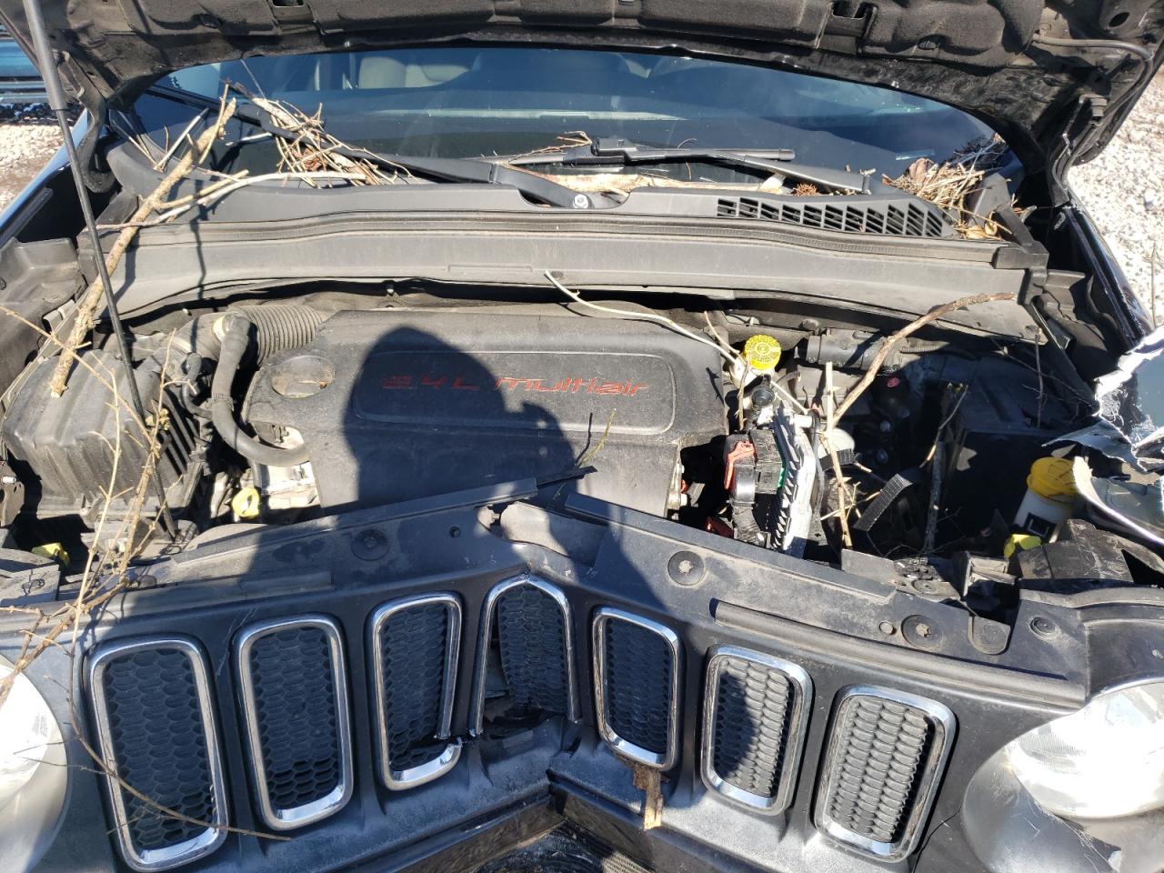 Photo 7 from auction – 2017 JEEP RENEGADE L with VIN ZACCJABB1HPF39621