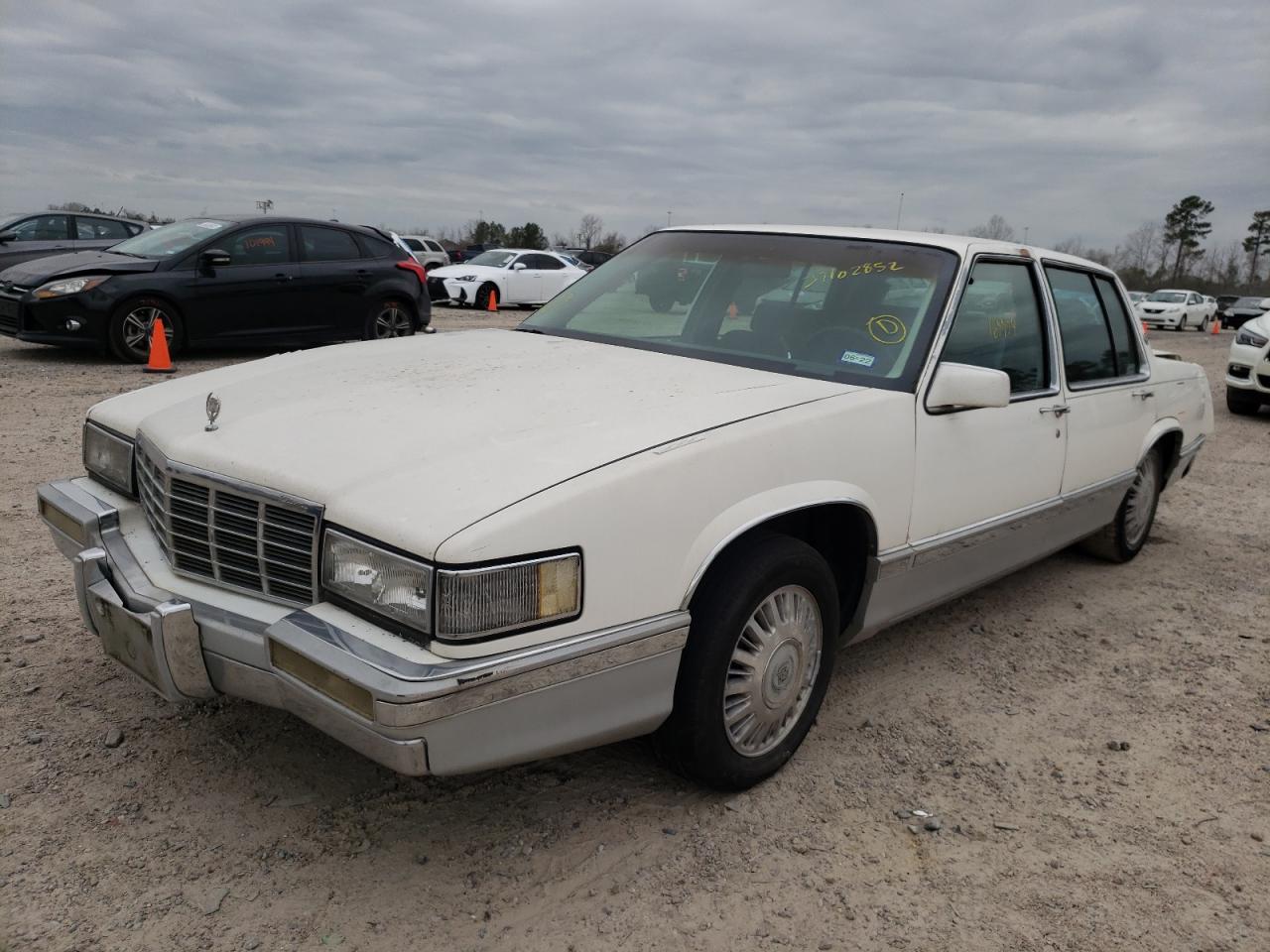 Photo 2 from auction – 1991 CADILLAC DEVILLE with VIN 1G6CD53B8M4270512