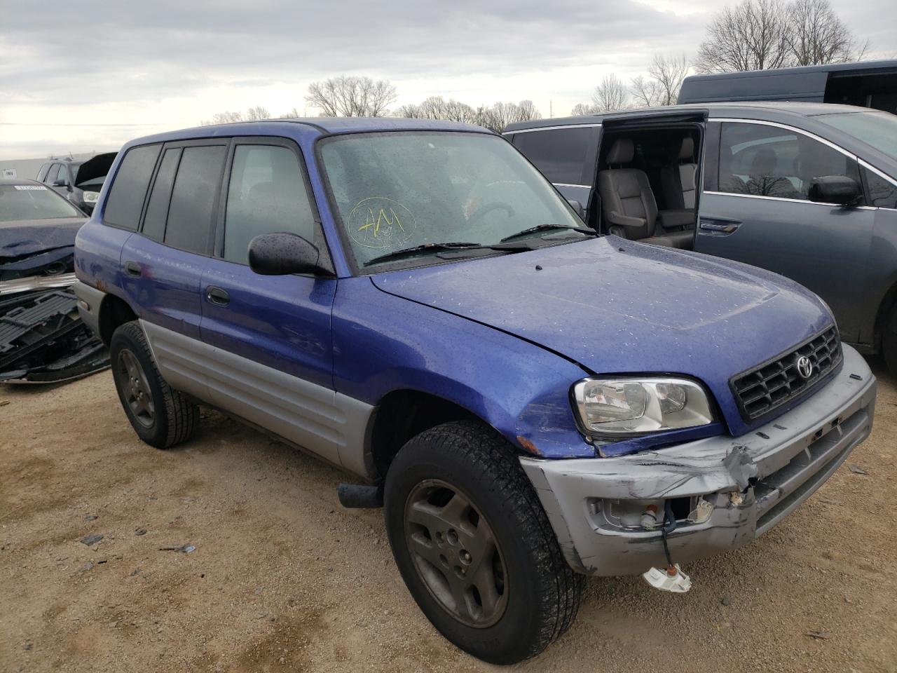 TOYOTA RAV4 2000 with VIN JT3HP10V0Y0230976 - Photo from auction