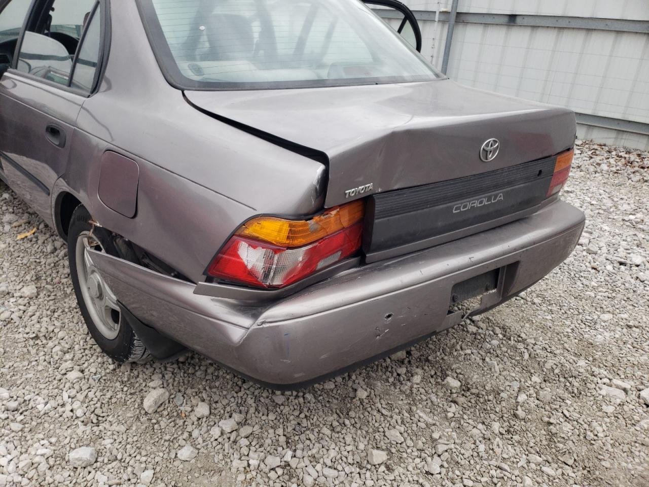 Photo 9 from auction – 1995 TOYOTA COROLLA with VIN 1NXAE09B4SZ282516