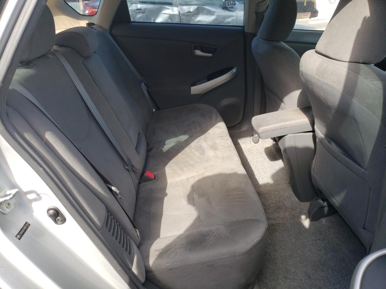 Photo 6 from auction – 2010 TOYOTA PRIUS with VIN JTDKN3DU7A0079855