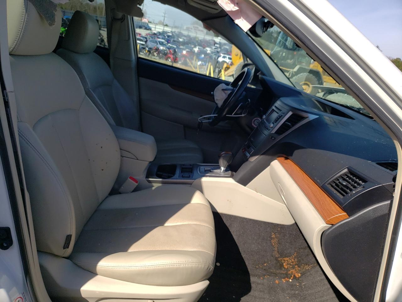 Photo 5 from auction – 2013 SUBARU OUTBACK 2. with VIN 4S4BRCKC8D3241988