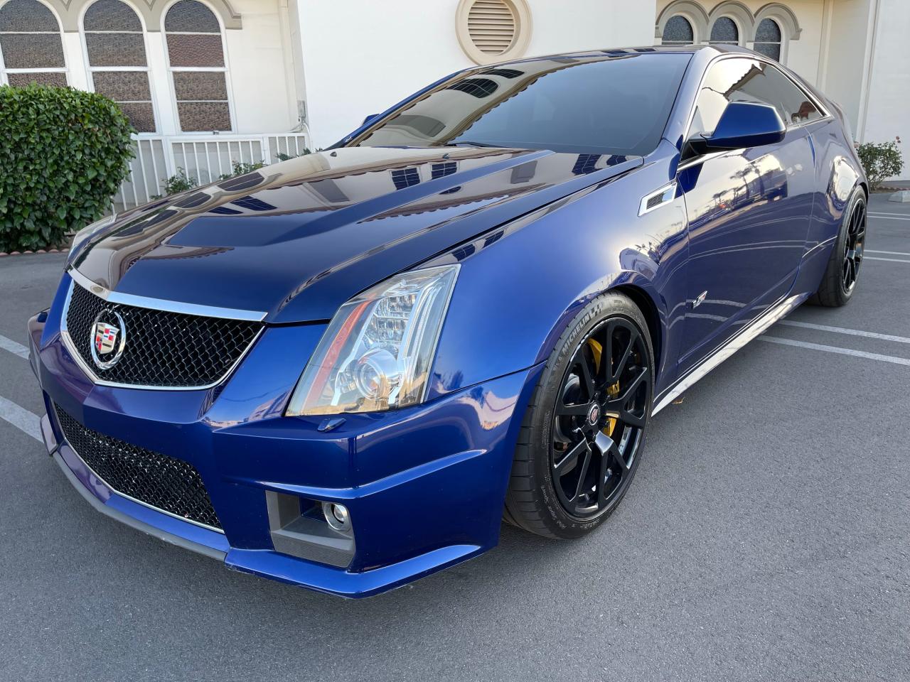 Photo 2 from auction – 2012 CADILLAC CTS-V with VIN 1G6DV1EP8C0148533