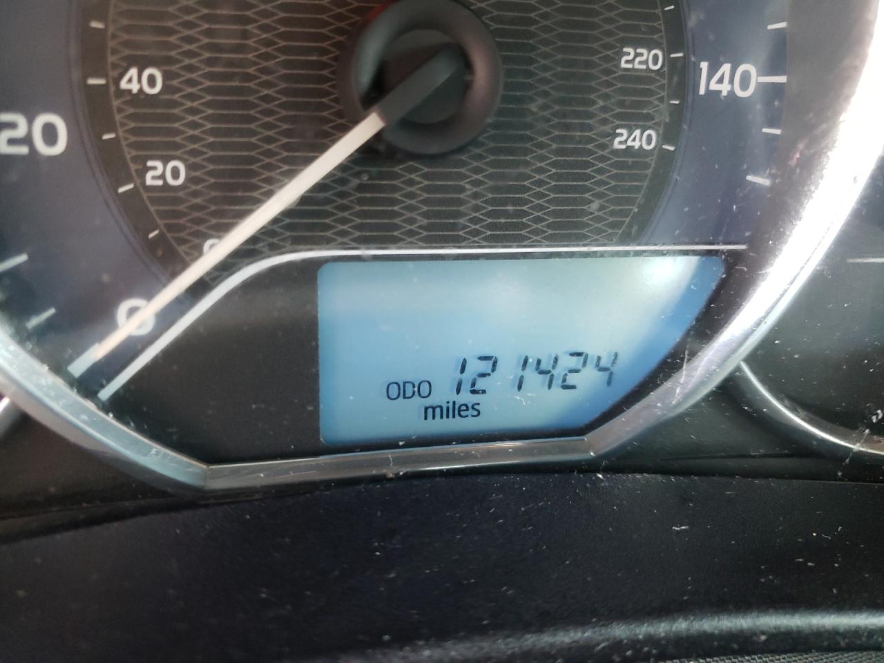 Photo 8 from auction – 2014 TOYOTA COROLLA L with VIN 2T1BURHEXEC199332