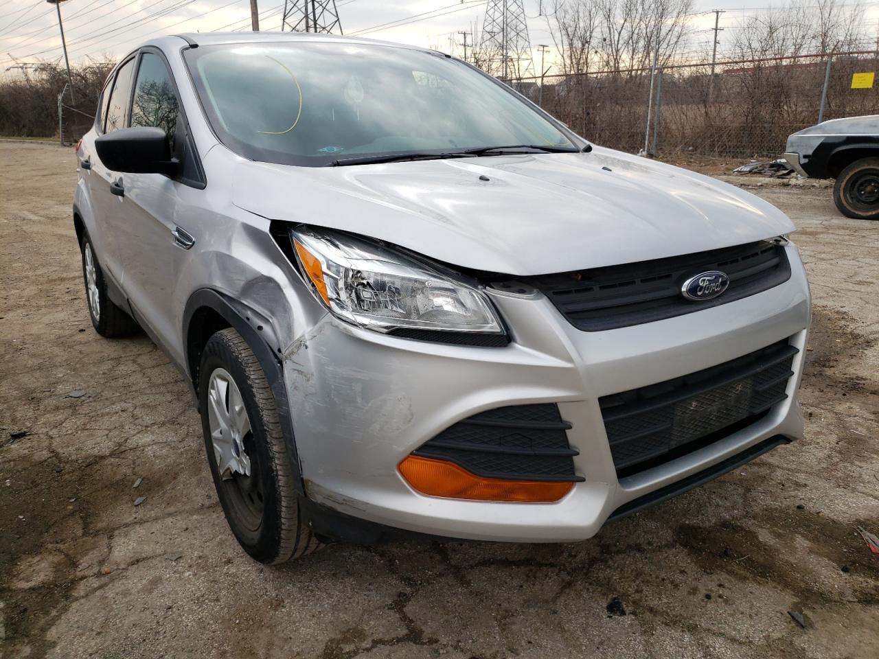 FORD ESCAPE S 2015 with VIN 1FMCU0F78FUA15302 - Photo from auction