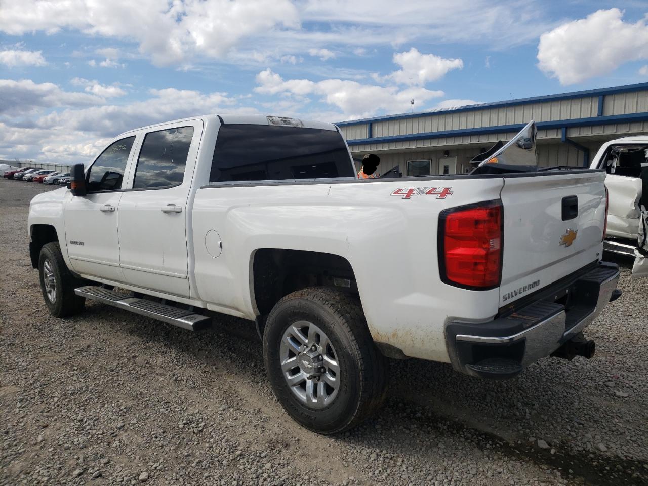 Photo 3 from auction – 2015 CHEVROLET SILVERADO with VIN 1GC1KVEG8FF515982