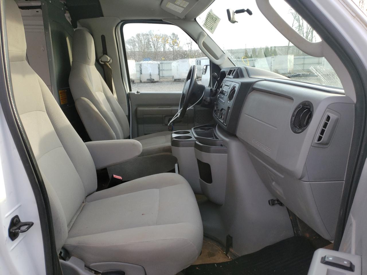 Photo 5 from auction – 2013 FORD ECONOLINE with VIN 1FTNE2EW0DDB15356