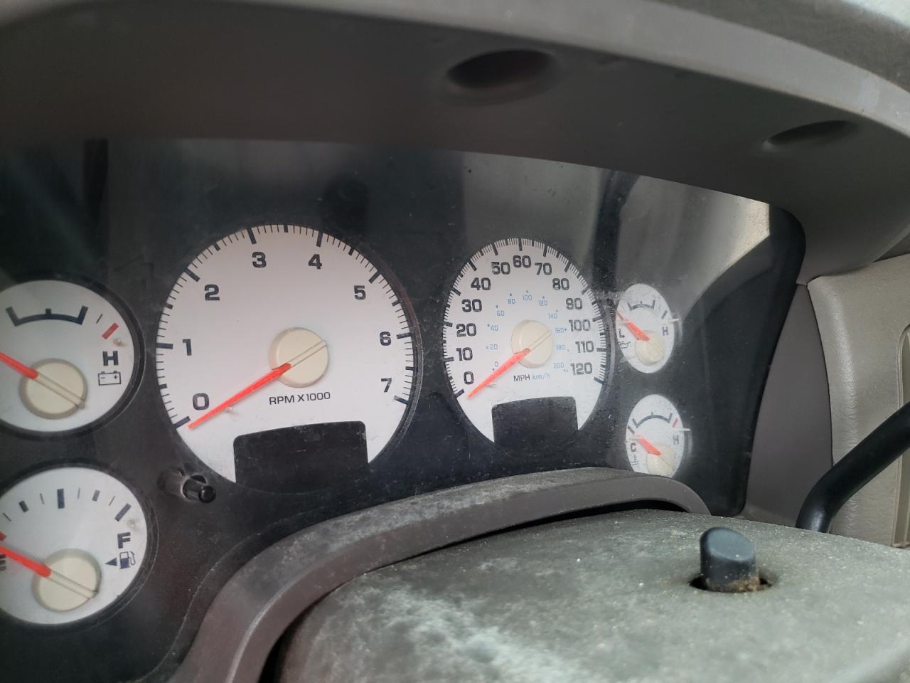 Photo 8 from auction – 2004 DODGE RAM 1500 S with VIN 1D7HU18D84J166440