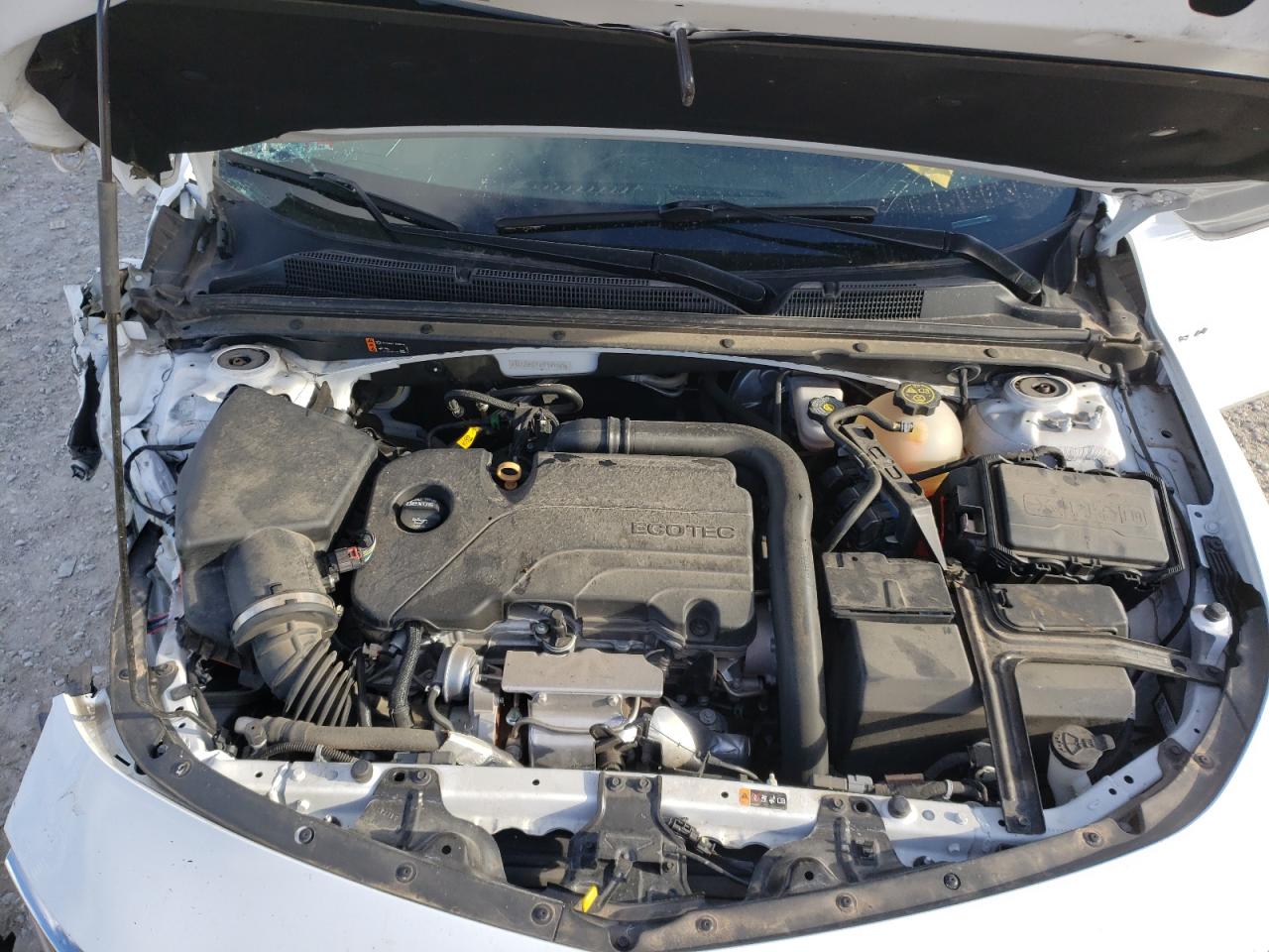 Photo 7 from auction – 2019 CHEVROLET MALIBU LT with VIN 1G1ZD5STXKF149153