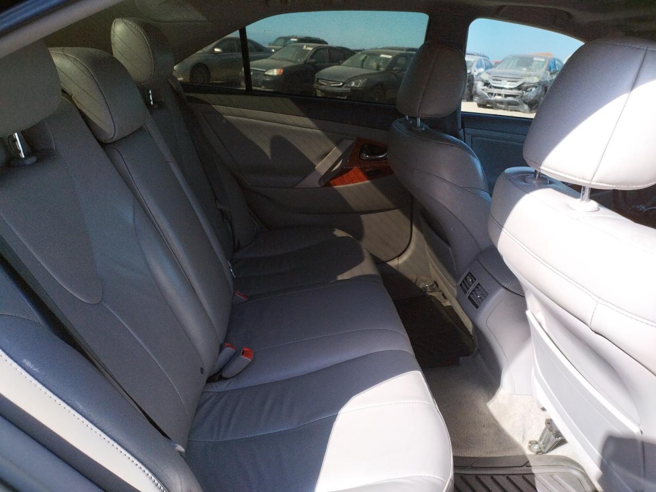 Photo 6 from auction – 2010 TOYOTA CAMRY BASE with VIN 4T4BF3EK4AR063861