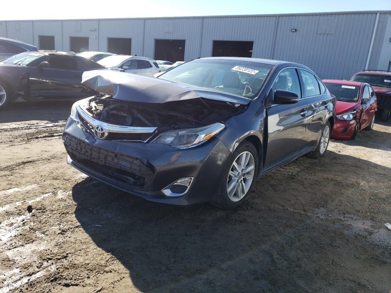 Photo 2 from auction – 2014 TOYOTA AVALON BAS with VIN 4T1BK1EBXEU101481