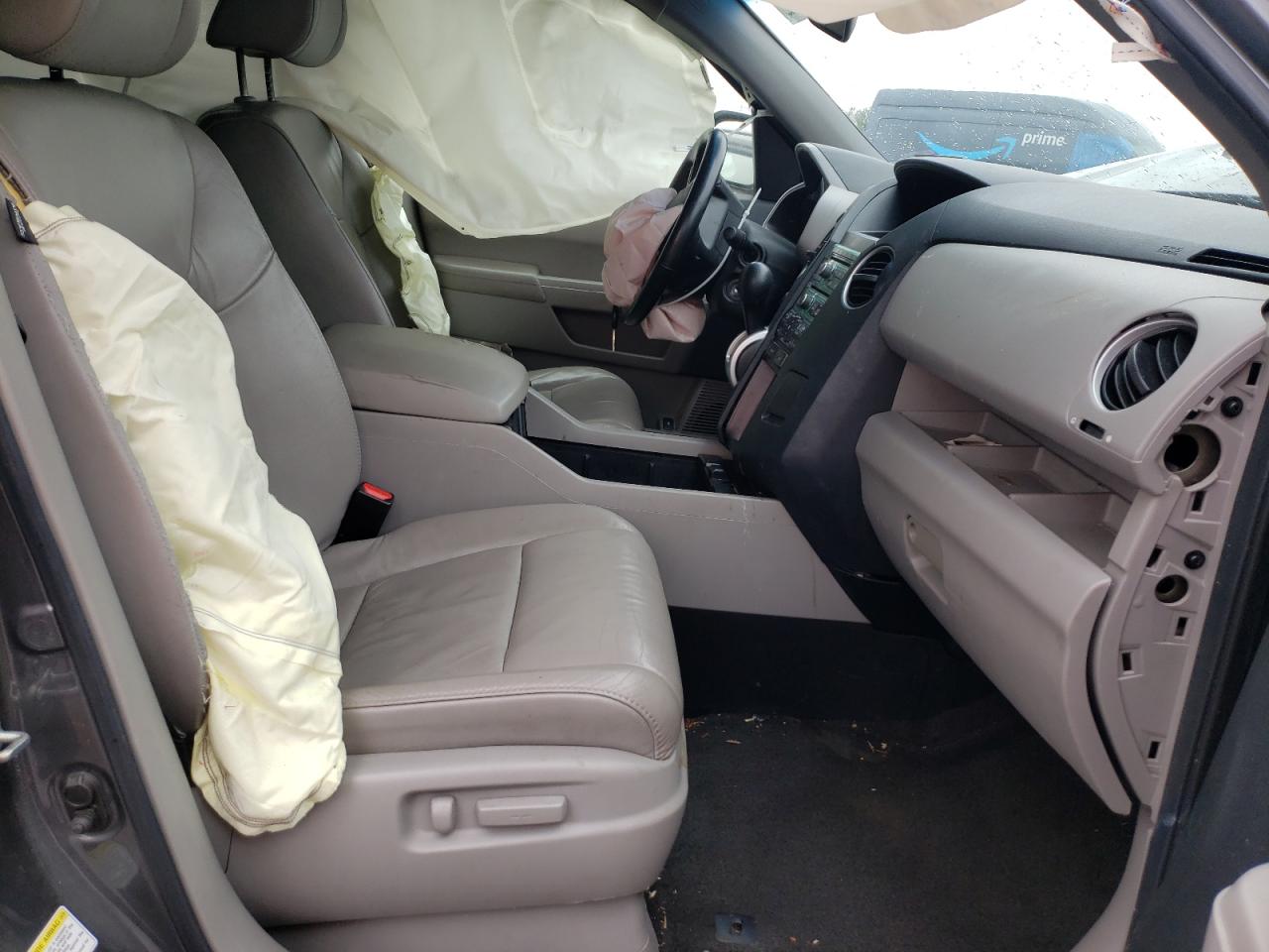 Photo 5 from auction – 2010 HONDA PILOT EXL with VIN 5FNYF4H69AB027928
