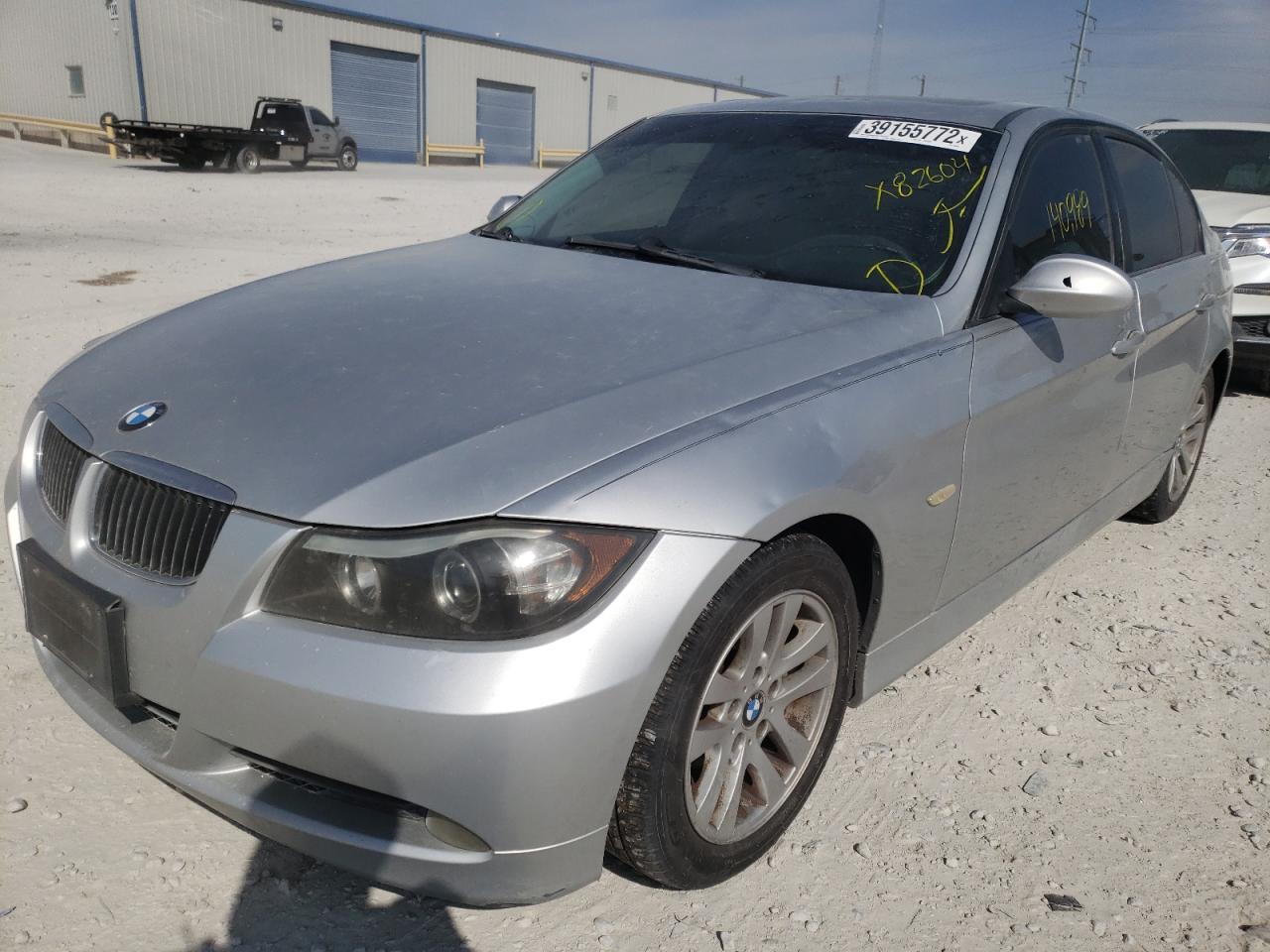 Photo 2 from auction – 2007 BMW 328 I with VIN WBAVA33567KX82604