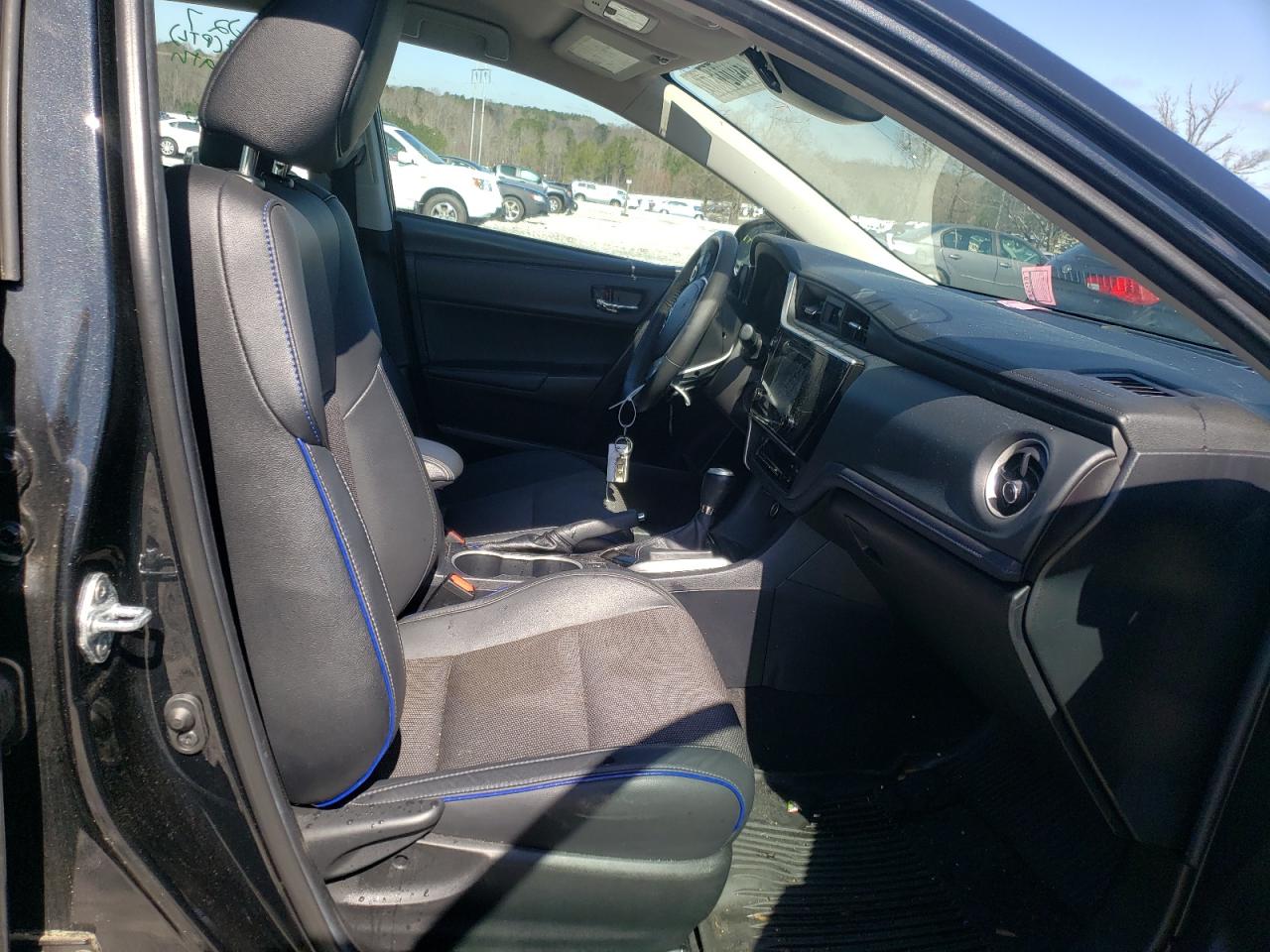 Photo 5 from auction – 2018 TOYOTA COROLLA L with VIN 2T1BURHE7JC037894