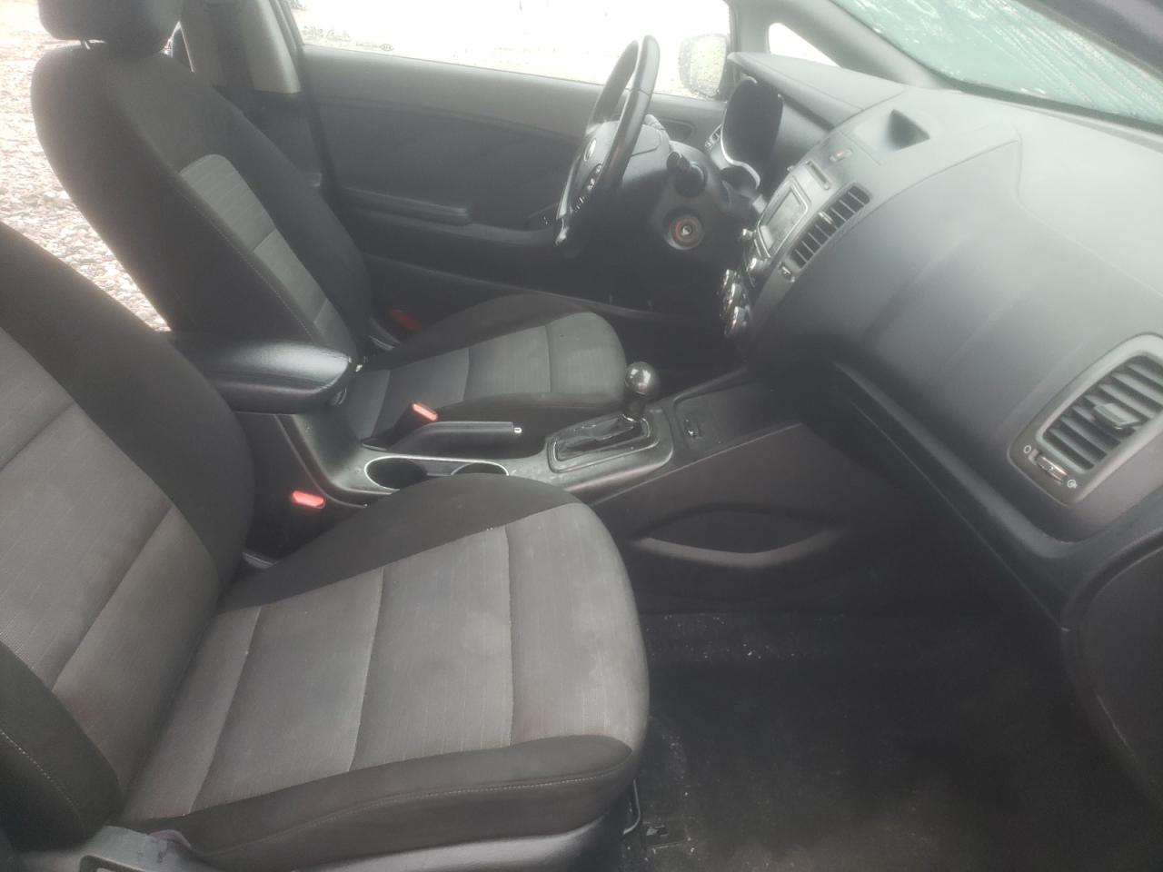 Photo 5 from auction – 2014 KIA FORTE EX with VIN KNAFX4A82E5049077