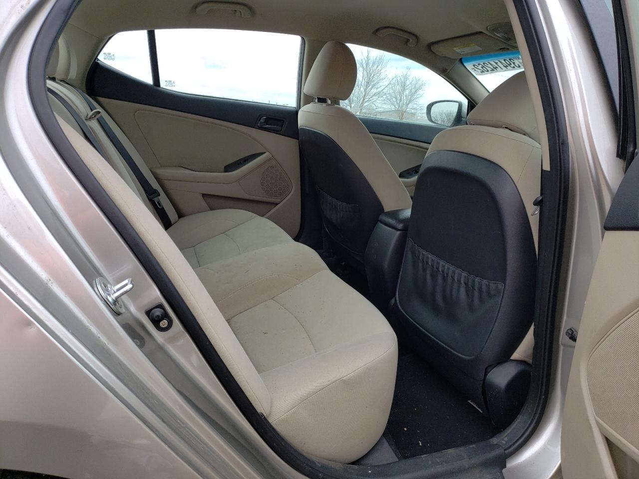 Photo 6 from auction – 2015 KIA OPTIMA LX with VIN KNAGM4A75F5565097