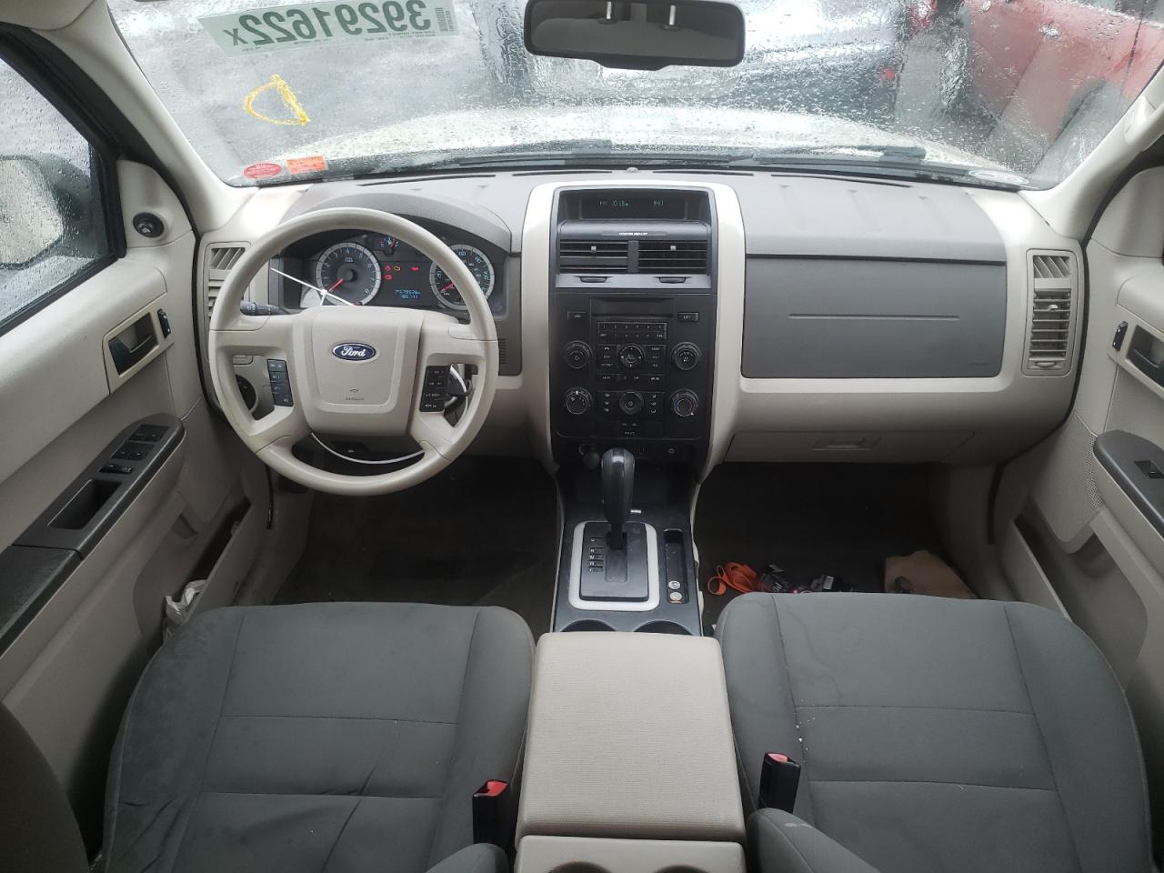 Photo 9 from auction – 2010 FORD ESCAPE XLS with VIN 1FMCU0C79AKD12054
