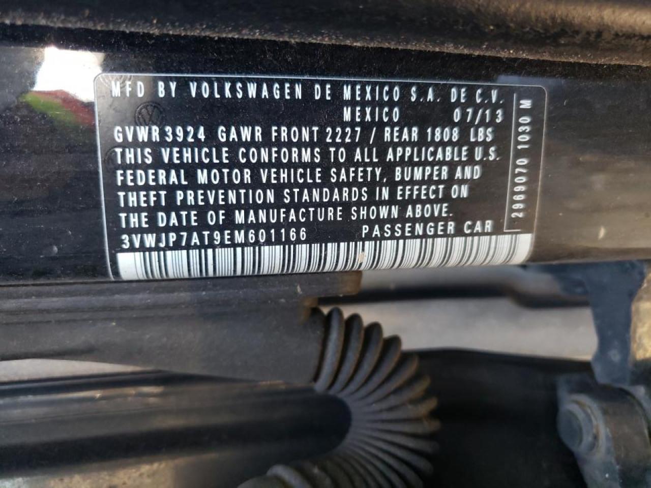 Photo 10 from auction – 2014 VOLKSWAGEN BEETLE with VIN 3VWJP7AT9EM601166
