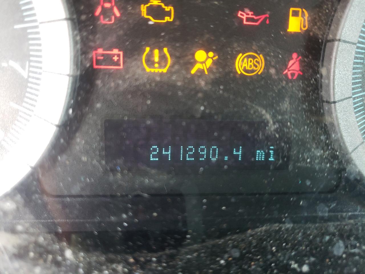 Photo 8 from auction – 2010 FORD ESCAPE XLT with VIN 1FMCU0DG8AKA32415