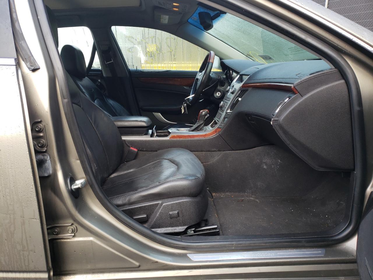 Photo 5 from auction – 2011 CADILLAC CTS LUXURY with VIN 1G6DE5EY2B0160272