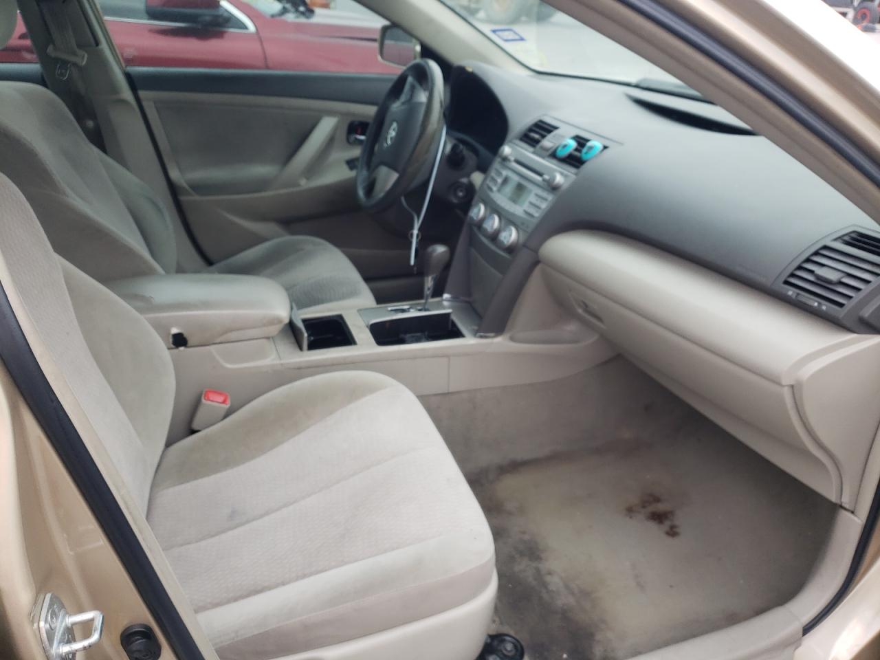Photo 5 from auction – 2011 TOYOTA CAMRY BASE with VIN 4T4BF3EKXBR125006