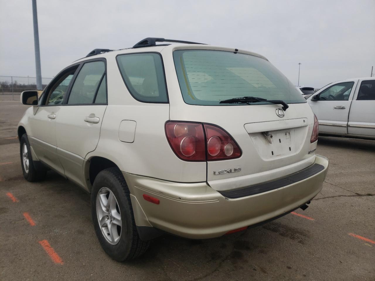 Photo 3 from auction – 2000 LEXUS RX 300 with VIN JT6HF10U2Y0161222