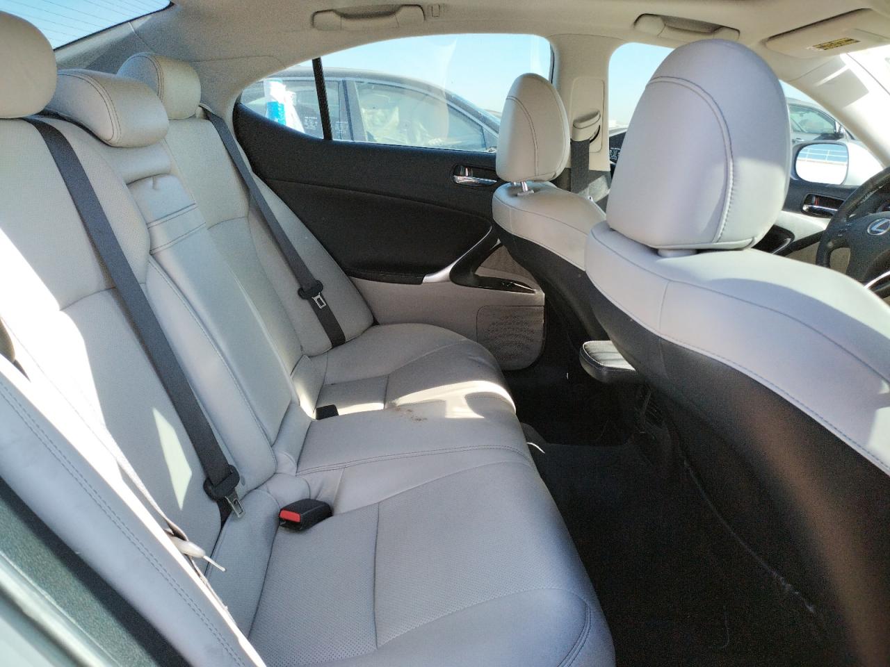Photo 6 from auction – 2009 LEXUS IS 250 with VIN JTHCK262495031472