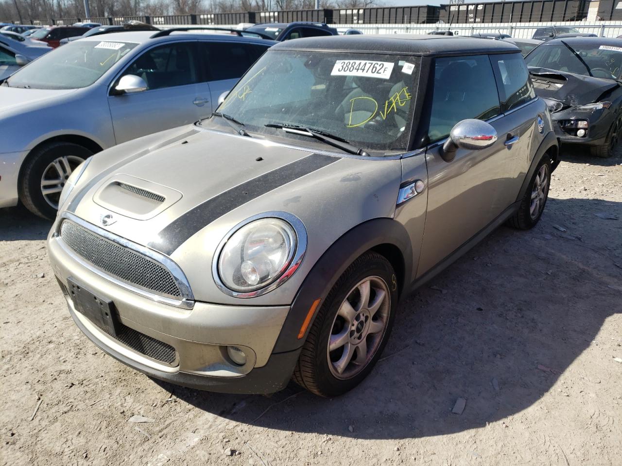 Photo 2 from auction – 2010 MINI COOPER S with VIN WMWMF7C54ATZ70303