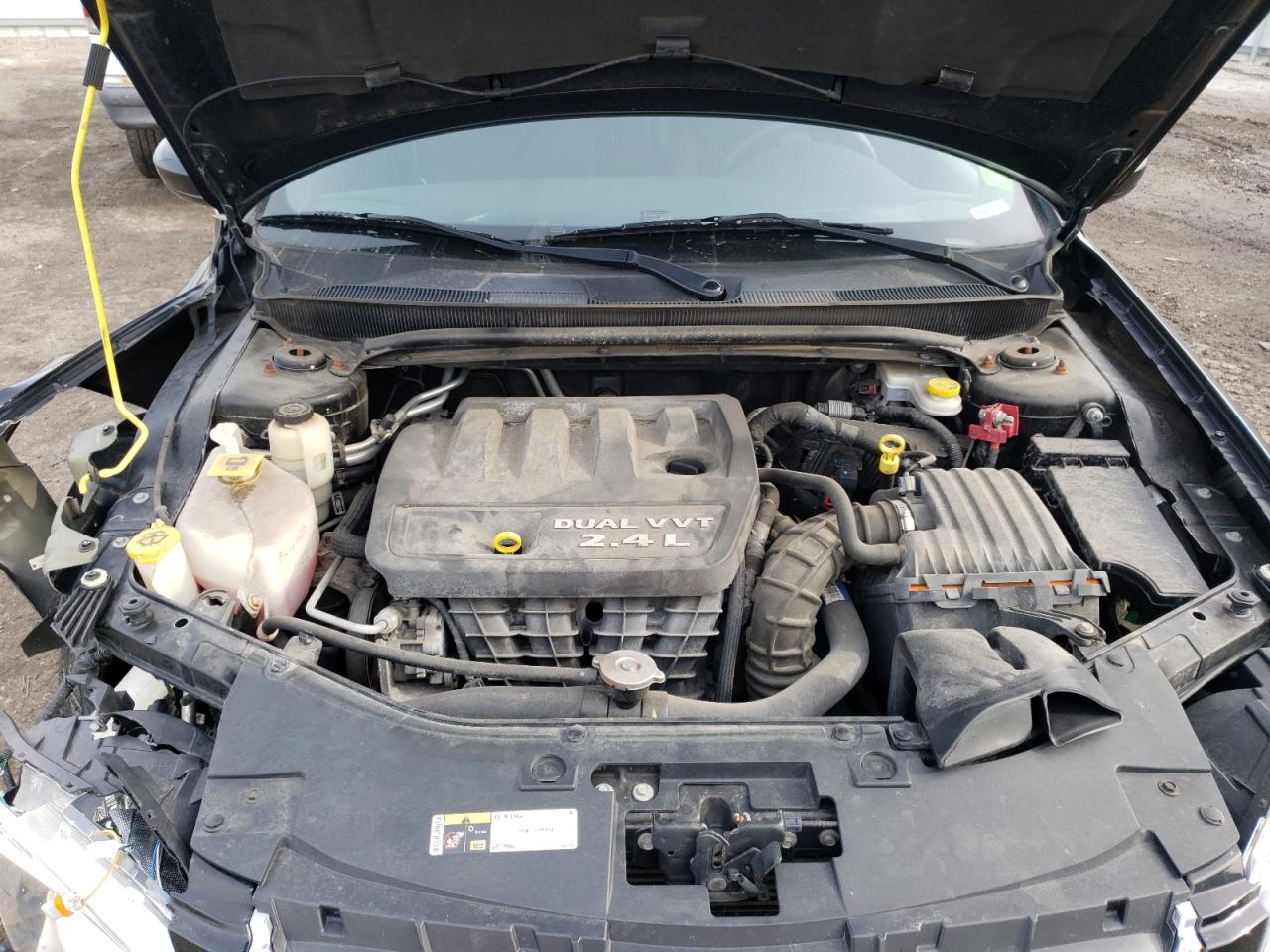 Photo 7 from auction – 2014 CHRYSLER 200 LX with VIN 1C3CCBAB6EN168305