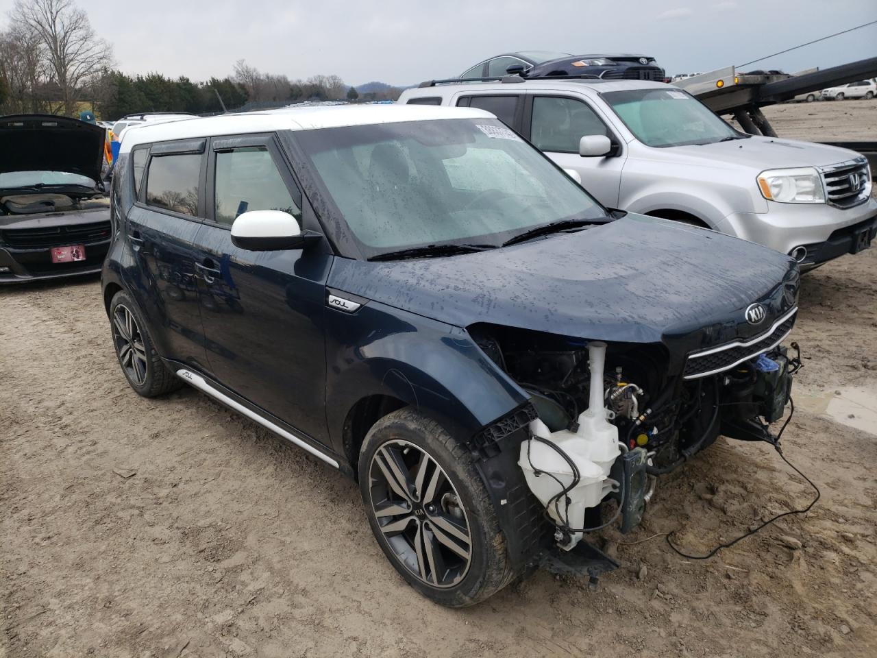 KIA SOUL + 2018 مع رقم تعريف المركبة KNDJP3A59J7589098 - صورة من المزاد