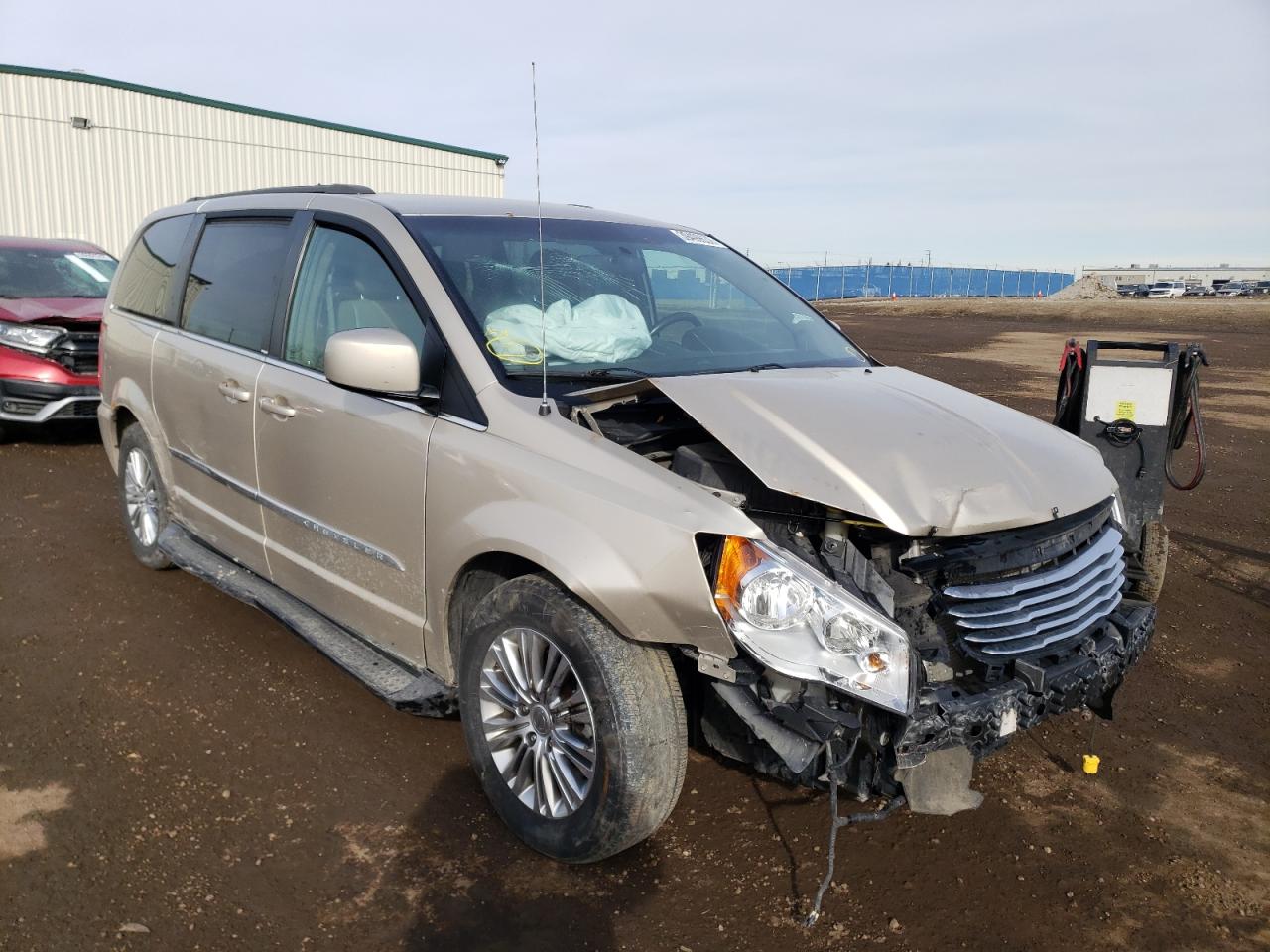 Photo 1 from auction – 2013 CHRYSLER TOWN & COU with VIN 2C4RC1CG8DR691724