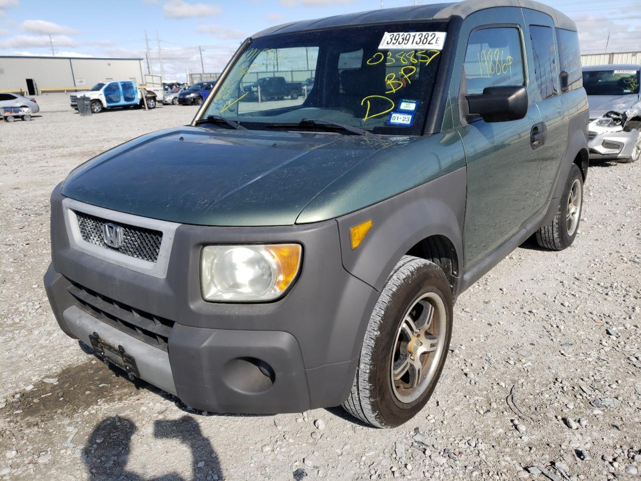 Photo 2 from auction – 2004 HONDA ELEMENT LX with VIN 5J6YH28314L038857