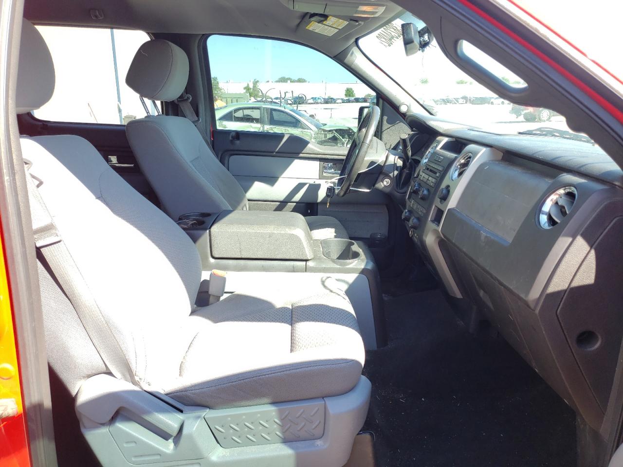 Photo 5 from auction – 2012 FORD F150 SUPER with VIN 1FTEW1CM6CFB29029