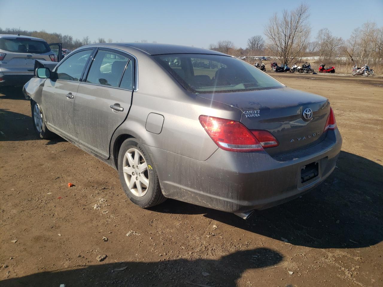 Photo 3 from auction – 2007 TOYOTA AVALON with VIN 4T1BK36B27U169187