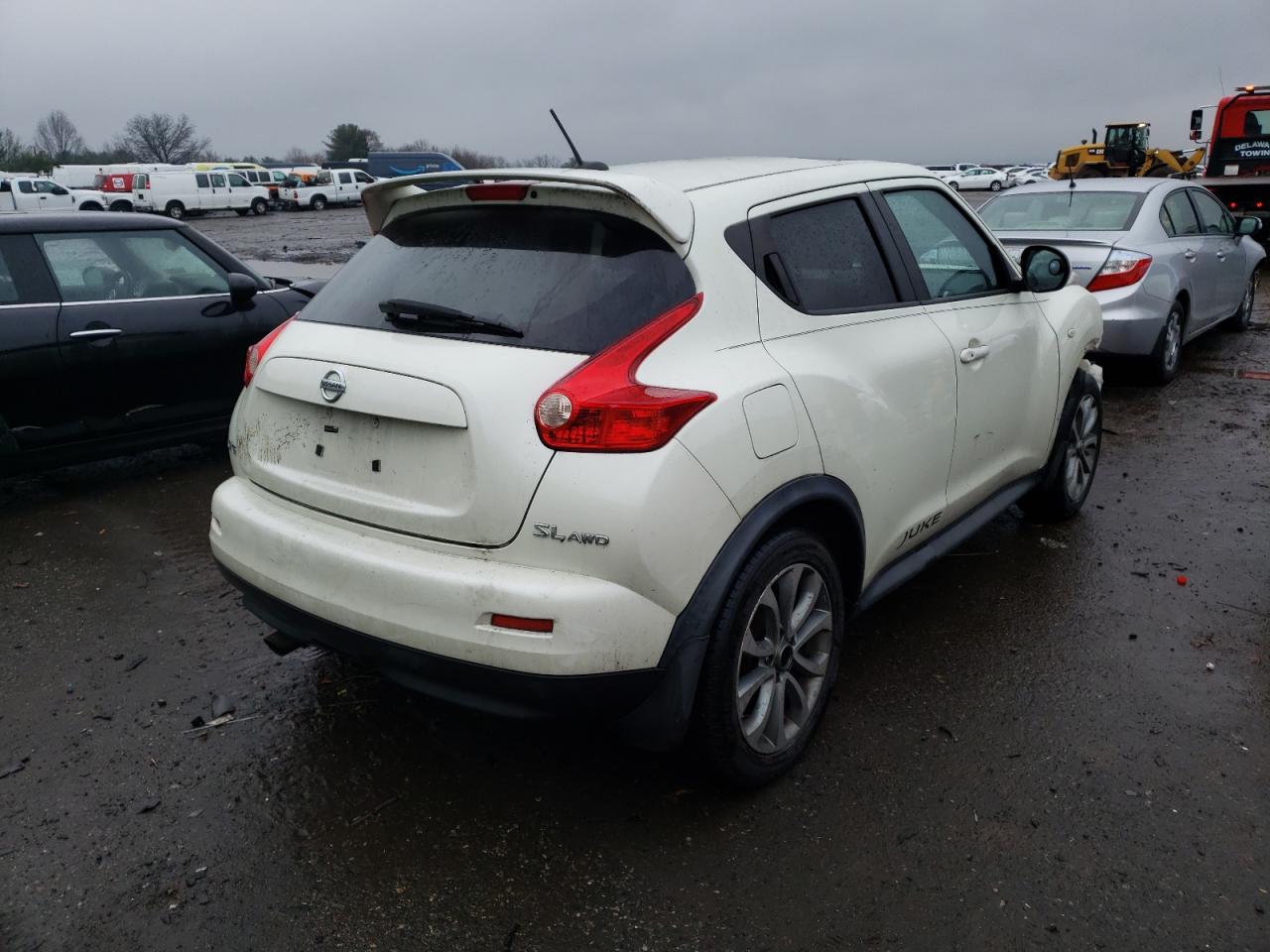Photo 4 from auction – 2012 NISSAN JUKE S with VIN JN8AF5MV7CT113490