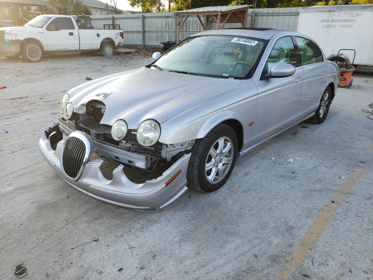 Photo 2 from auction – 2003 JAGUAR S-TYPE with VIN SAJEA01T93FM47585