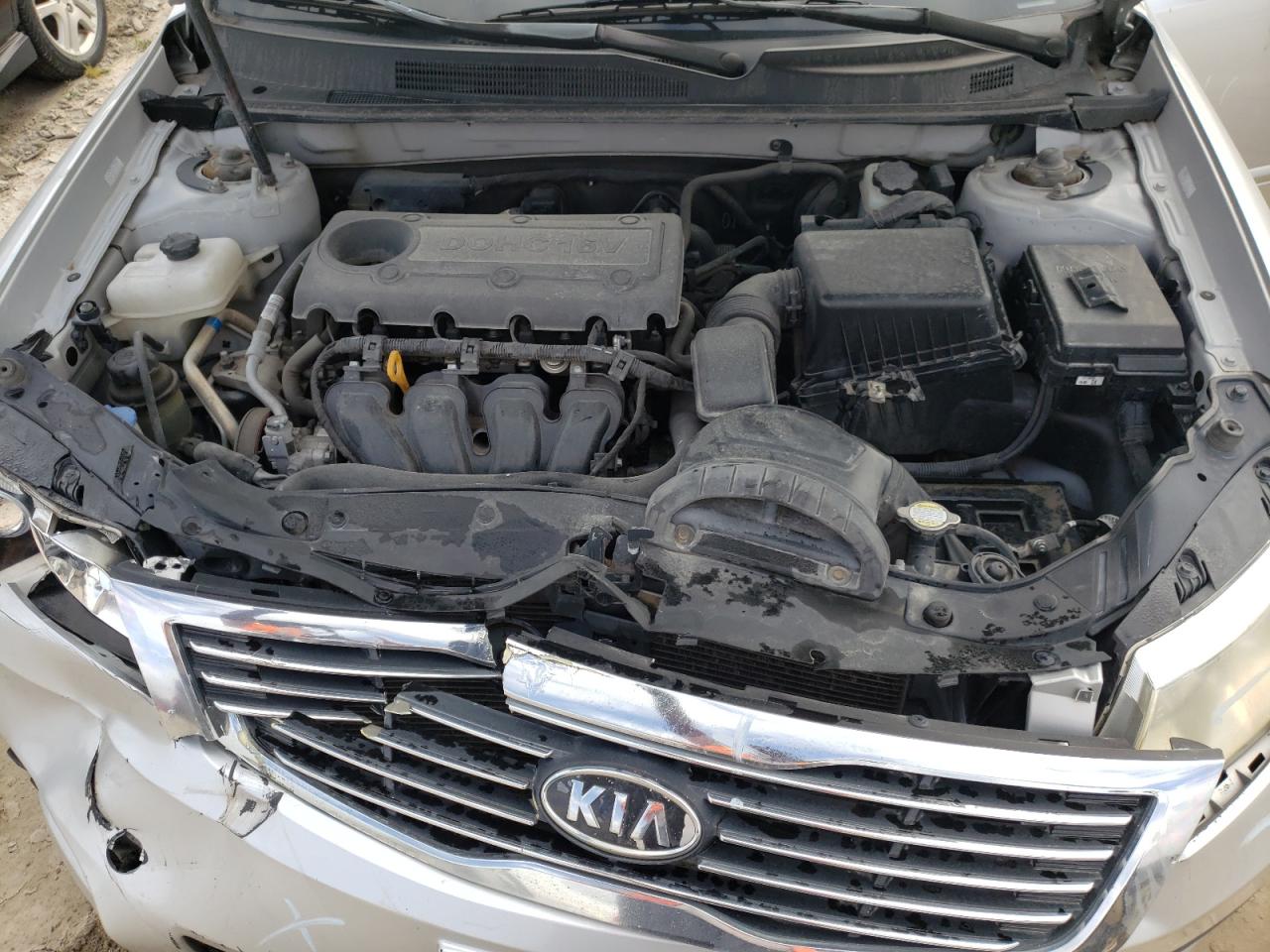 Photo 7 from auction – 2010 KIA OPTIMA LX with VIN KNAGG4A87A5375553