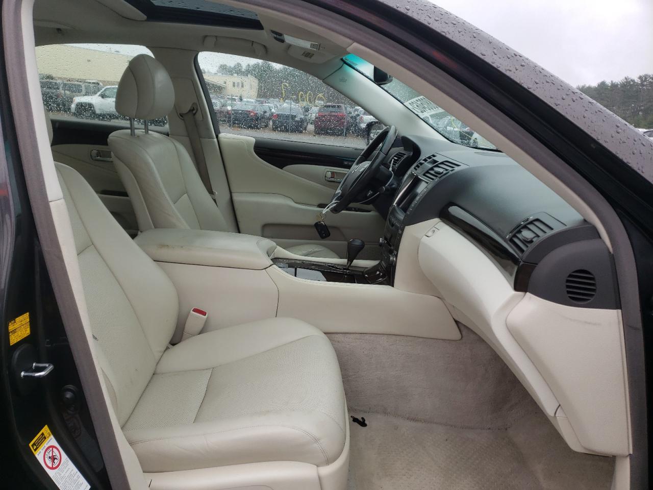 Photo 5 from auction – 2008 LEXUS LS 460 with VIN JTHBL46F385082810