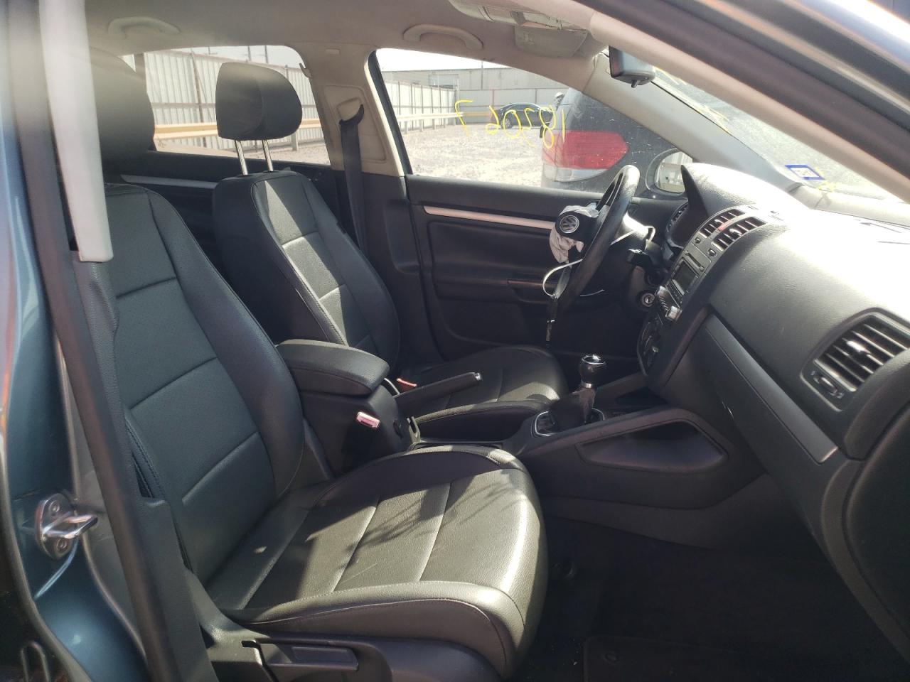 Photo 5 from auction – 2006 VOLKSWAGEN JETTA TDI with VIN 3VWRT71K46M665199