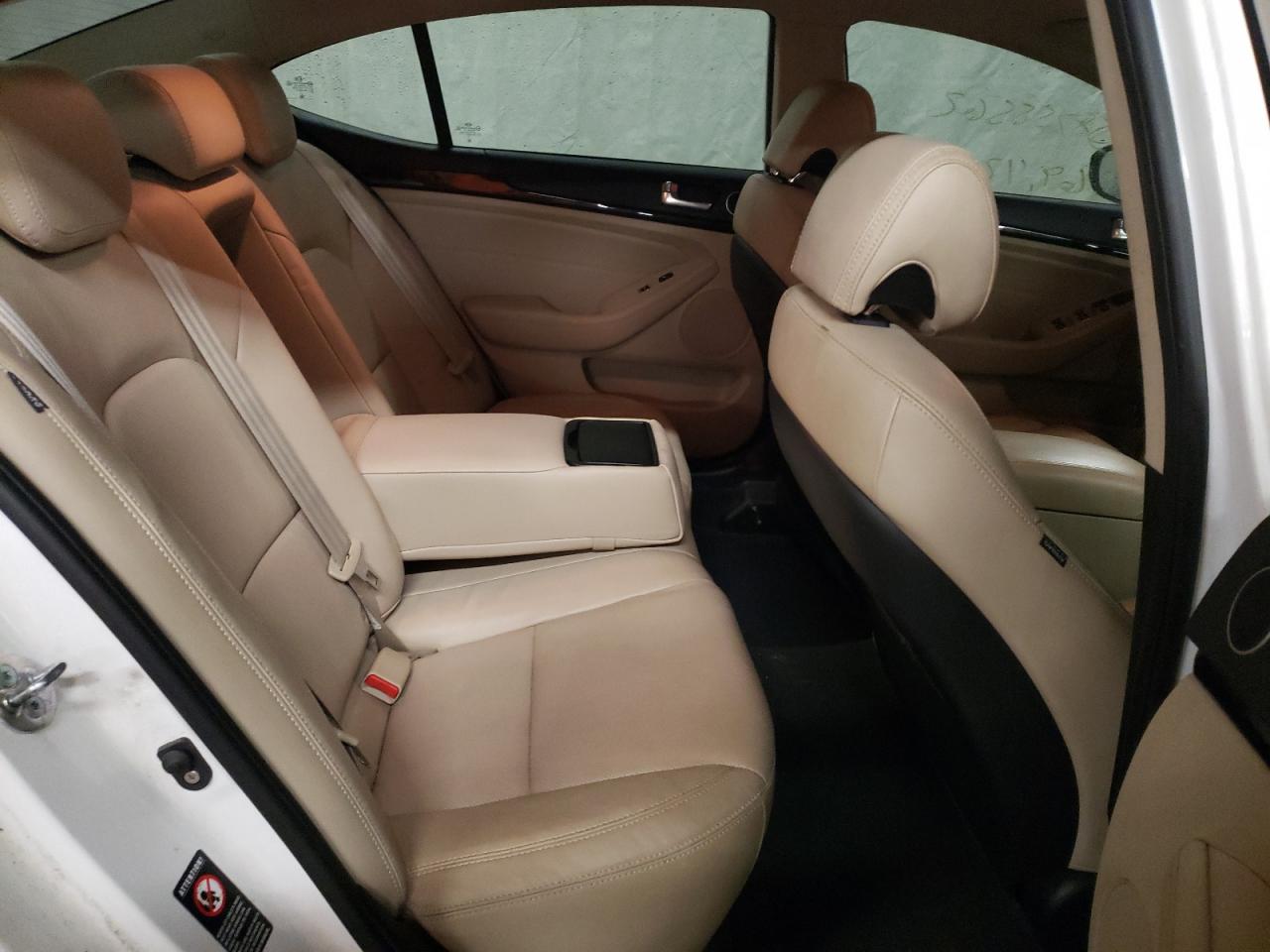 Photo 6 from auction – 2014 KIA CADENZA PR with VIN KNALN4D71E5120765